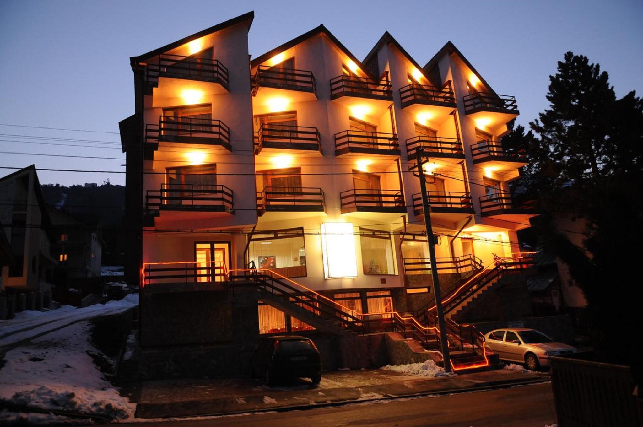 Hotel Marea Neagra Sinaia Exterior foto