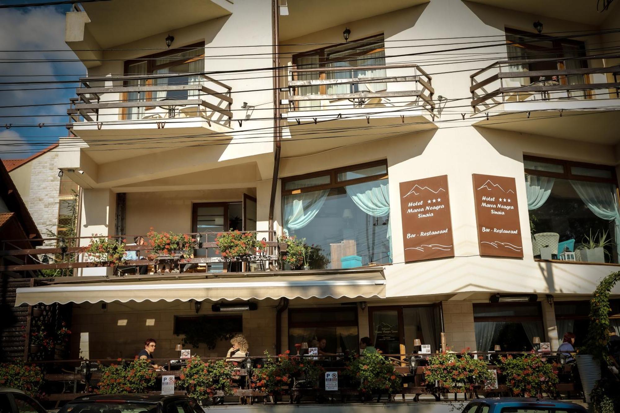 Hotel Marea Neagra Sinaia Exterior foto