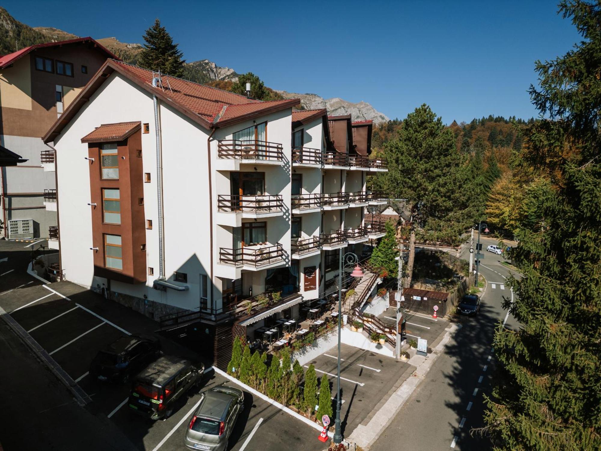 Hotel Marea Neagra Sinaia Exterior foto