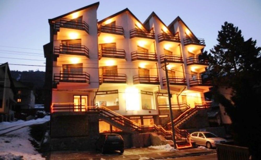 Hotel Marea Neagra Sinaia Exterior foto